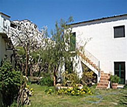 Naranja studio in the village of Válor