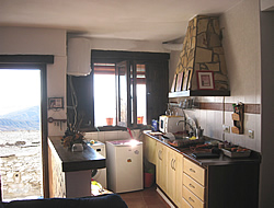 Balcones Alpujarra Apartamento bajo - cocina